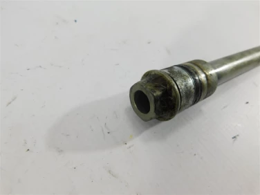 OŚ koŁa przÓd przednia yamaha mt-07 13-17 u-11 3ma251811000