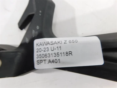 Set podnÓŻek prawy tyŁ kawasaki z 650 20-23 u-11 35063135118r
