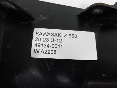Plastik wypeŁnienie owiewka kawasaki z 650 20-23 u-12 49134-0011