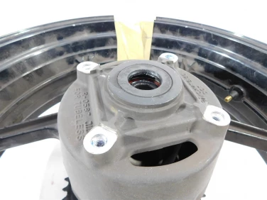 Felga koŁo tyŁ kawasaki z 800 13-16 felga prosta ok u-11 410730593qt