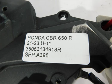 Set podnÓŻek prawy przÓd honda cbr 650 r 21-23 u-11 35063134918r