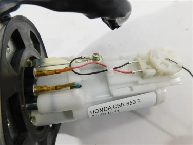 Pompa paliwa zbiornik honda cbr 650 r 21-23 u-11 16700mknd52