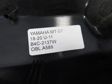 Owiewka bok boczna lewa yamaha mt-07 18-20 u-11 b4c-2137w