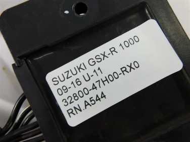 Regulator napiĘcia suzuki gsx-r 1000 09-16 u-11 32800-47h00-rx0