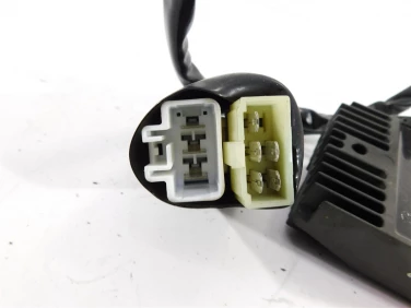 Regulator napiĘcia honda cbr 1100 xx blackbird 99-06 u-11 31600matd51