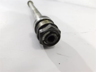 OŚ koŁa tyŁ tylna honda cbr 1100 xx blackbird 99-06 u-11 42301mm5000