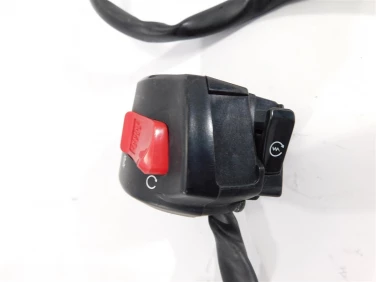 PrzeŁĄcznik prawy przÓd honda cbr 1100 xx blackbird 99-06 u-11 35013matd82