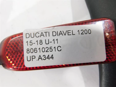 Uchwyt pasaŻera rĄczka ducati diavel 1200 15-18 u-11 80610251c