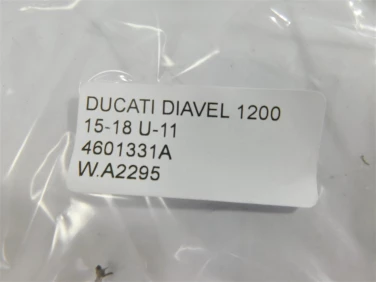 Plastik wypeŁnienie owiewka ducati diavel 1200 15-18 u-11 4601331a
