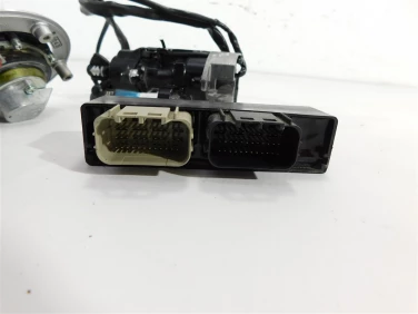 Komputer stacyjka zamek moduŁ suzuki gsx-r 750 08-10 u-11 371014081b
