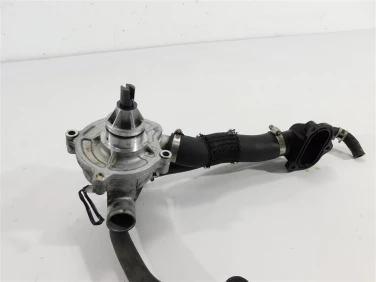 Pompa wody silnik suzuki gsr 600 06-10 u-11 1740035f11