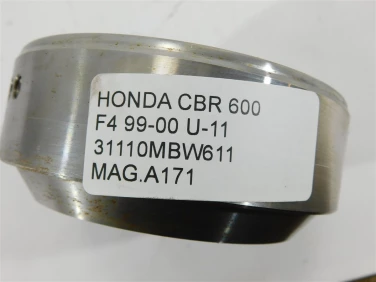 Magneto koŁo honda cbr 600 f4 99-00 u-11 31110mbw611