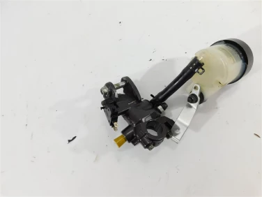 Pompa hamulcowa przÓd honda cbr 1000 rr 04-05 u-11 45510mel006