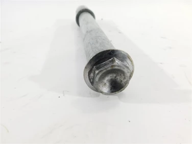 OŚ koŁa przÓd przednia honda cbr 1000 rr 04-05 u-11 44301mcj000