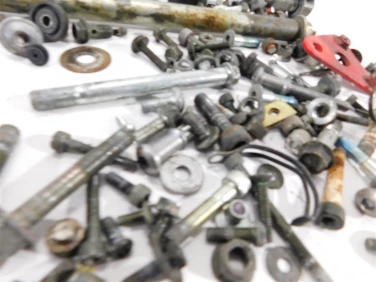 Śruby zestaw Śrub suzuki gsf 600 s bandit 00-04 u-11