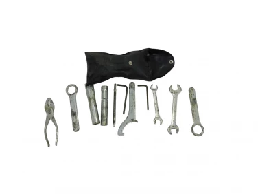 ZESTAW KLUCZY MOTOCYKLOWYCH SUZUKI GSF 600 S BANDIT 00-04 U-11 0980021040F00