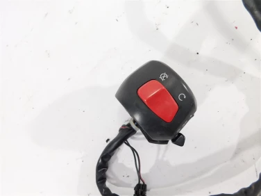 PrzeŁĄcznik prawy przÓd suzuki gsf 600 s bandit 00-04 u-11 3720025f10