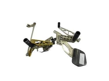 SET PODNÓŻEK KOMPLET HONDA CBR 1000 RR 04-05 U-11 AKCESORYJNE