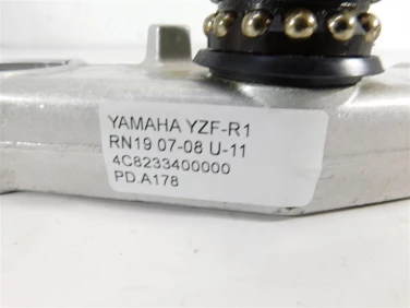 PÓŁka zawieszenie dolna przÓd yamaha yzf-r1 rn19 07-08 4c8233400000