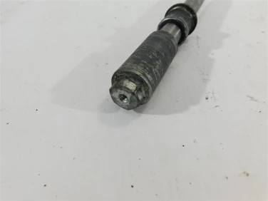 OŚ koŁa przÓd przednia suzuki dr 650 rs 90-96 u-11 5471114d00