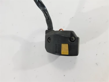 PrzeŁĄcznik lewy przÓd suzuki dr 650 rs 90-96 u-11 3740012d20