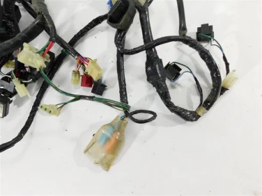 Instalacja elektryczna wiĄzka honda cbr 1100 xx blackbird 99-06 u-11 32100-mat-e210