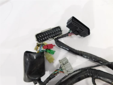 Instalacja elektryczna wiĄzka honda cbr 1100 xx blackbird 99-06 u-11 32100-mat-e210