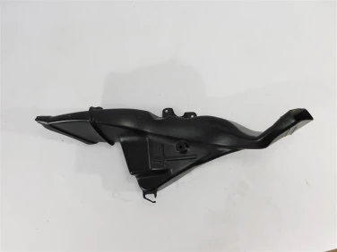 Rura dolot airbox lewa honda cbr 1100 xx blackbird 99-06 u-11 64222math00