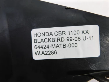 Plastik wypeŁnienie owiewka honda cbr 1100 xx blackbird 99-06 u-11 64424-matb-000