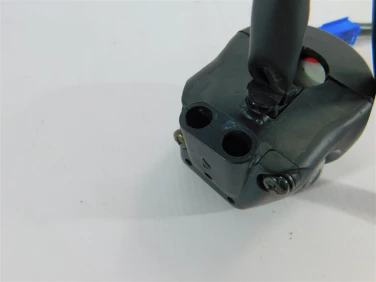 PrzeŁĄcznik prawy przÓd yamaha fz6 600 fazer 04-09 u-11 5vx839750100