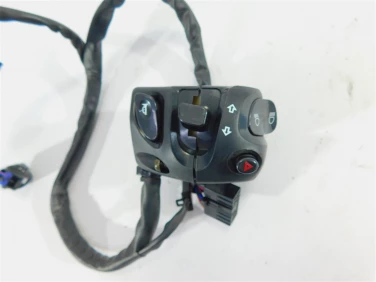 PrzeŁĄcznik lewy przÓd yamaha fz6 600 fazer 04-09 u-11 1b3839690200