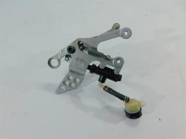 Set podnÓŻek prawy przÓd yamaha yzf-r 125 08-14 u-11 5d7f74430100