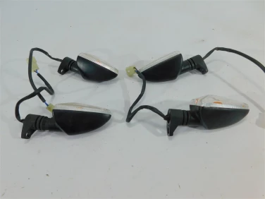 Kierunek kierunkowskaz aprilia rsv 1000 r mille 98-03 u-11