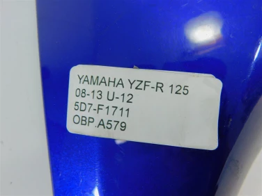 Owiewka bok boczna prawa yamaha yzf-r 125 08-13 u-12 5d7-f1711