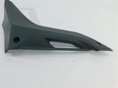 Plastik wypeŁnienie owiewka yamaha yzf-r 125 08-13 u-11 5d7-f1721