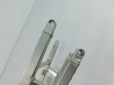 StelaŻ tyŁ tylni aprilia rsv 1000 r mille 98-03 u-11 ap8146458