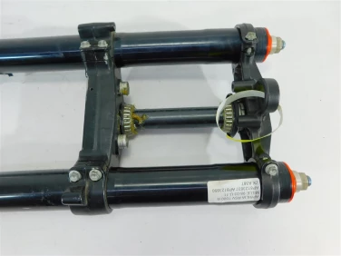 Laga pÓŁka zawiesznie lagi aprilia rsv 1000 r mille 98-03 u-11 ap8123637 ap8123850