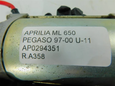 Rozrusznik elektryczny aprilia ml 650 pegaso 97-00 u-11 ap0294351