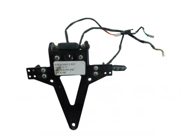 MOCOWANIE TABLICY BŁOTNIK KAWASAKI Z 800 13-16 AKCESORYJNE U-11
