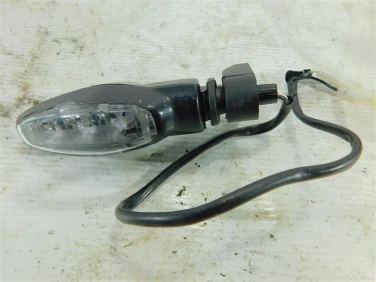 Kierunek kierunkowskaz triumph speed triple 1050 rs 18-20 u-11 a2701151