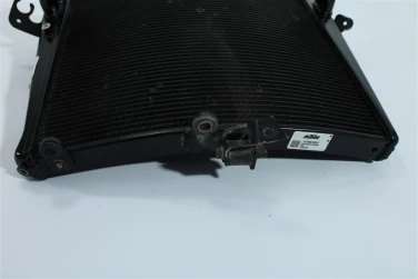 ChŁodnica wody przÓd ktm super duke 1290 r 20-23 u-11 61735010100
