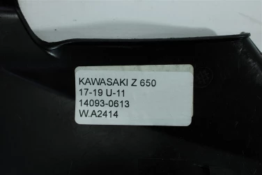 Plastik wypeŁnienie owiewka kawasaki z 650 17-19 14093-0613