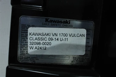 Plastik wypeŁnienie owiewka kawasaki vn 1700 vulcan classic 09-14 32098-0020