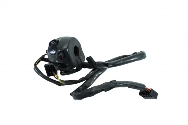 PRZEŁĄCZNIK LEWY PRZÓD YAMAHA FZ6 600 FAZER 04-09 U-11 1B3839690200