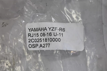 OŚ koŁa przÓd przednia yamaha yzf-r6 rj15 08-16 u-11 2c0251810000