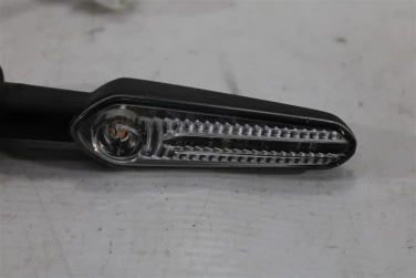 Kierunek kierunkowskaz yamaha mt-09 tracer gt 21-23 u-11 b7n833200000