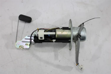 Pompa paliwa zbiornik suzuki dl 1000 v-strom 02-12 u-11 15100-06g10