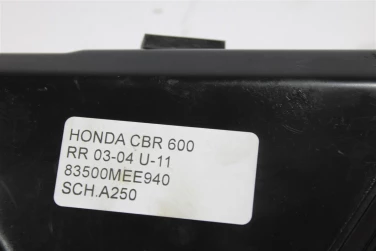 Schowek plastik honda cbr 600 rr 03-04 u-11 83500mee940
