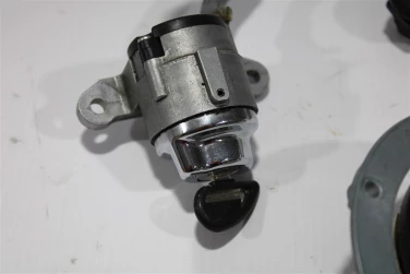 Zamek stacyjka kluczyk kawasaki vn 1600 mean streak 04-08 u-11 270455248