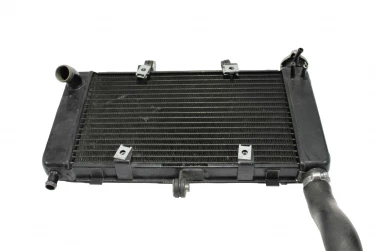 CHŁODNICA WODY PRZÓD YAMAHA FZ6 600 FAZER 04-09 U-11 4S8124610000